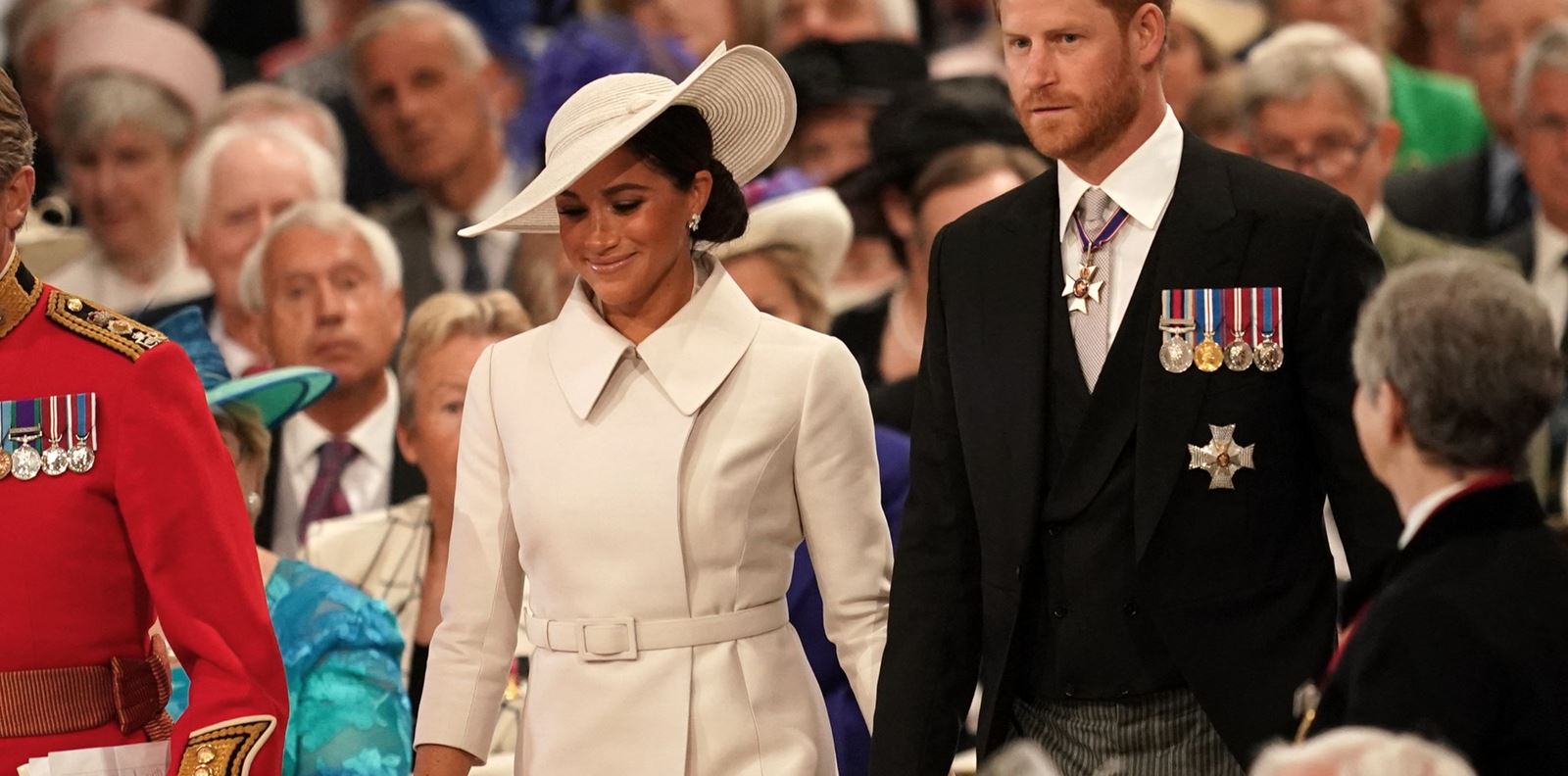 Крал Чарлз гони Хари и Меган от дома им в Уиндзор