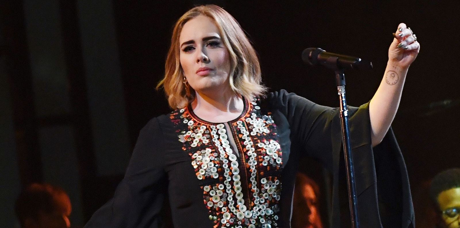 Това ли е новият мъж в живота на Адел?