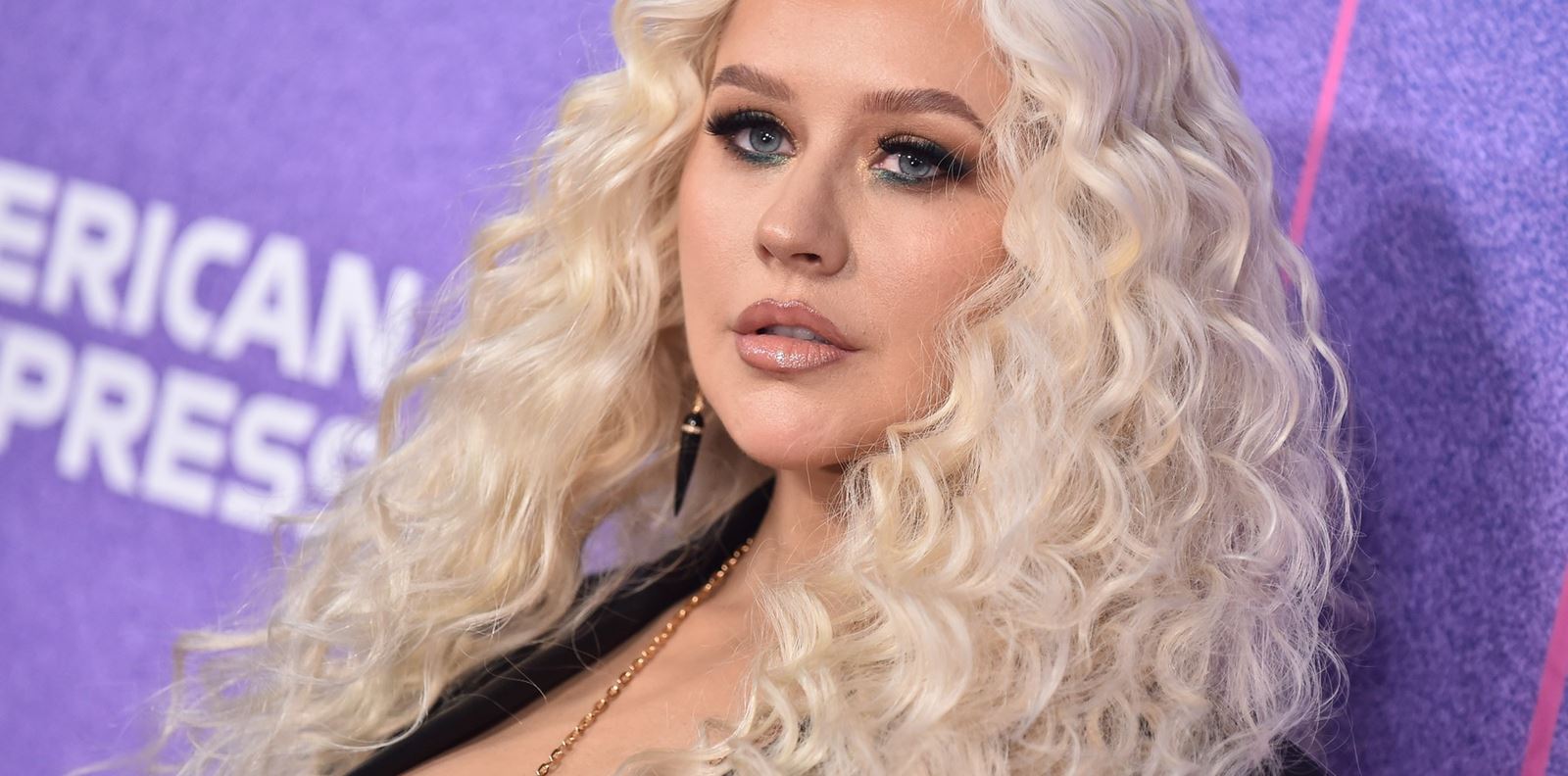 Кристина Агилера иска да &quot;излезем от телефоните&quot;