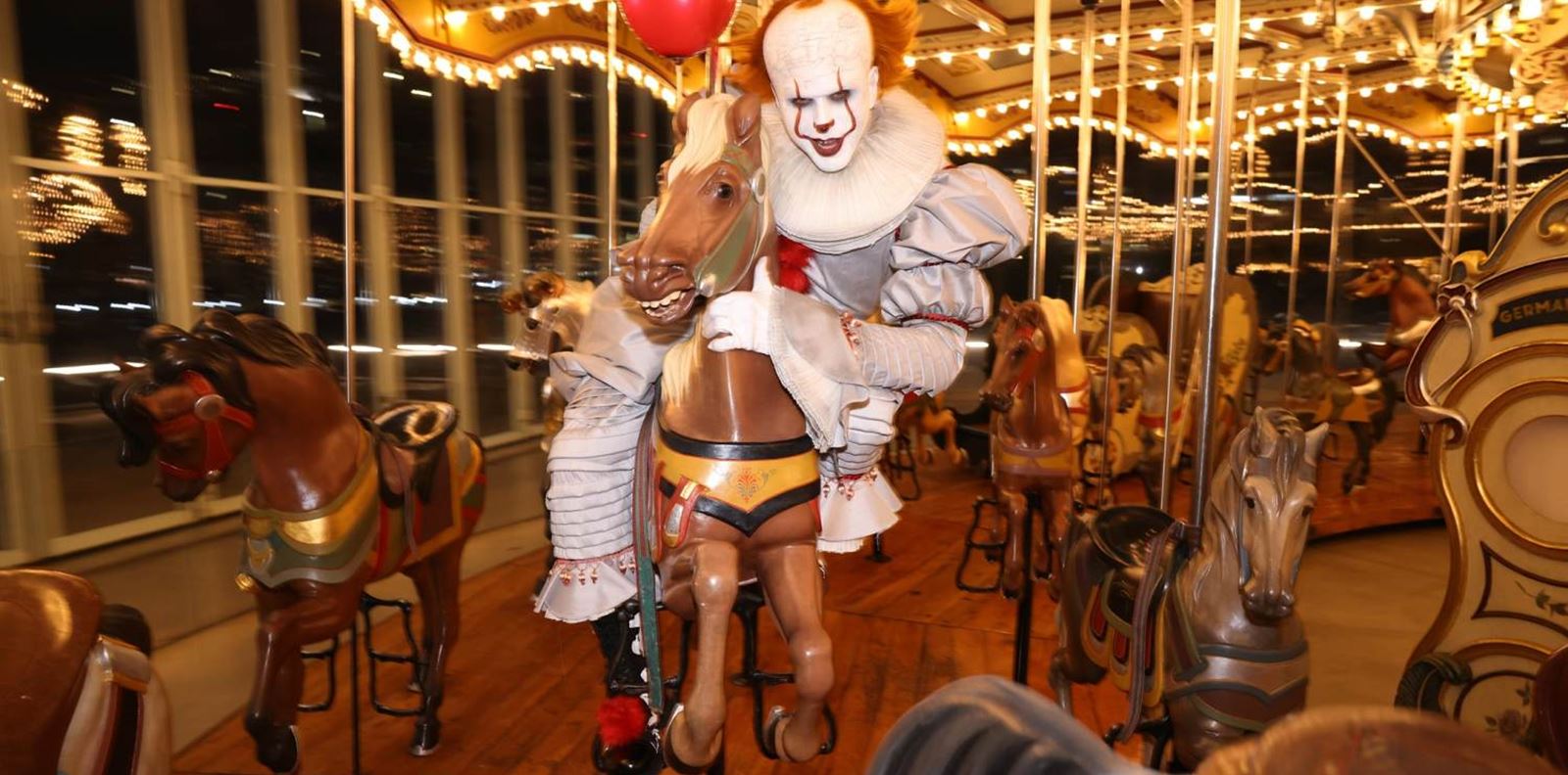 Страхът оживява по целия свят с премиерата на &quot;То: Добре дошли в Дери&quot;