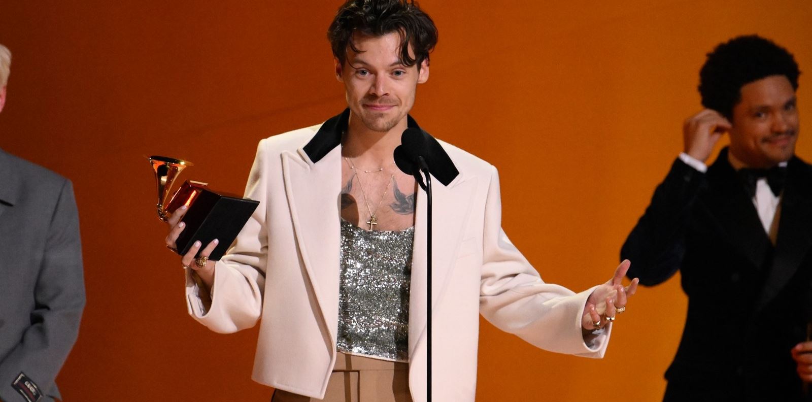 Списъкът с победителите: Всички звезди, които грабнаха "Грами"