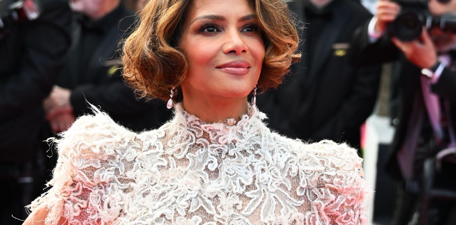 Хали Бери показа как се отговаря на бивш