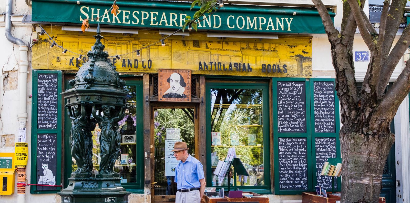 Отваряме вратите на най-легендарната книжарница в Париж