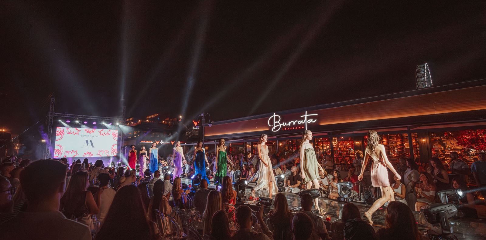 Burrata Fashion Show взриви социалните мрежи