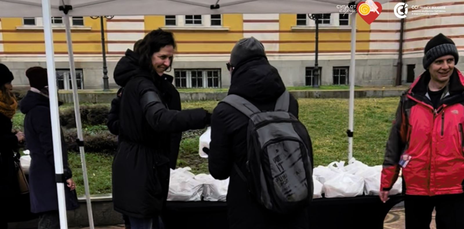 Да помогнем с топъл обяд и &quot;Супа от сърце&quot;