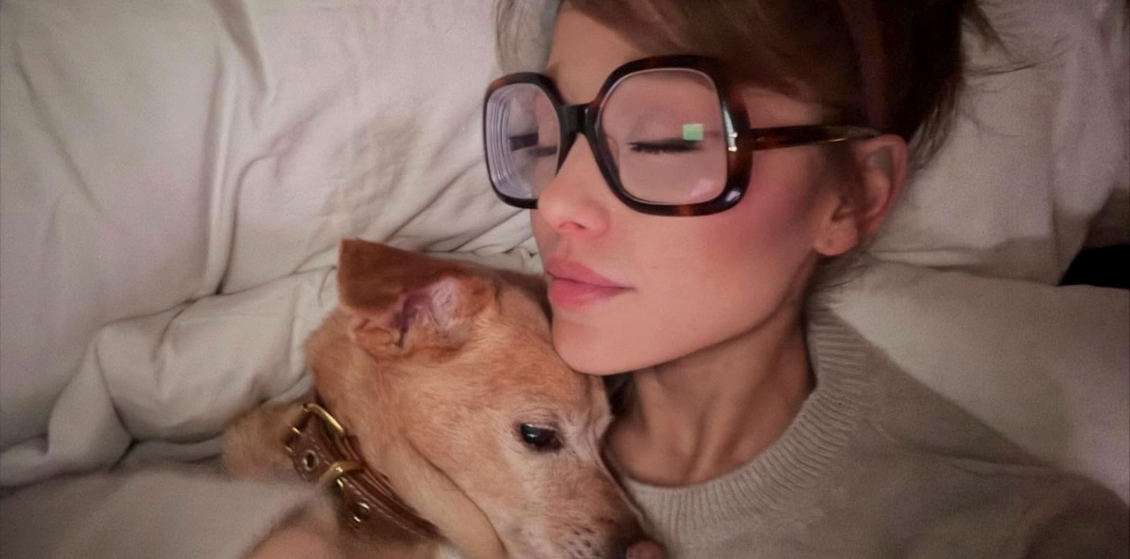 Ариана Гранде споделя грим рутината си за червения килим