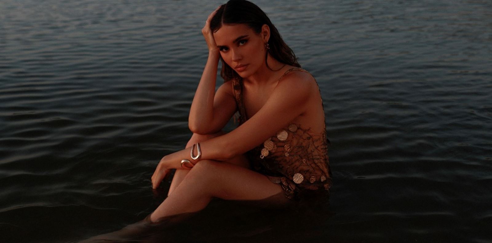 Yoana се завръща с &quot;Розова утопия&quot;