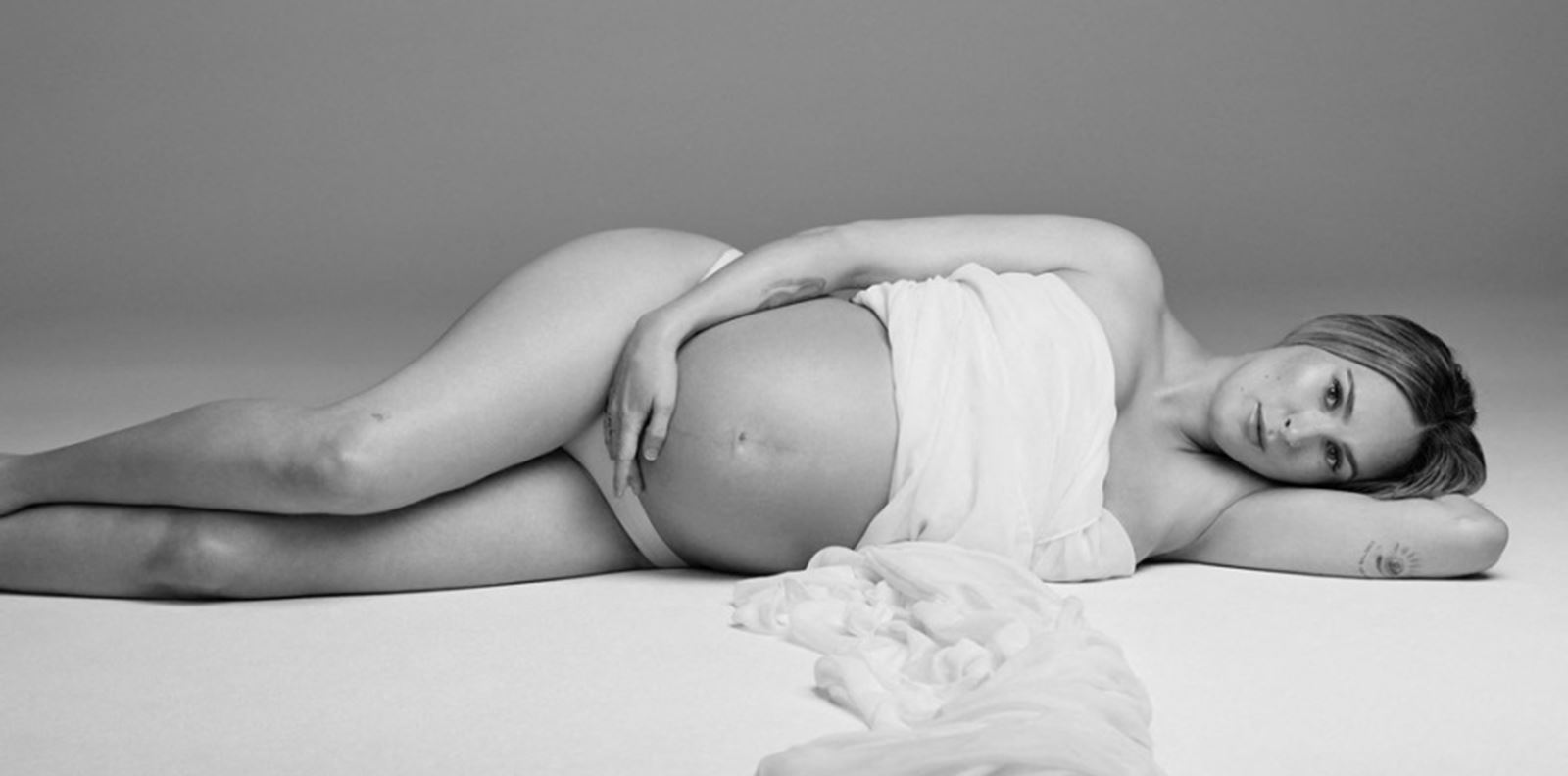 Румър Уилис показа перфектно тяло след раждането