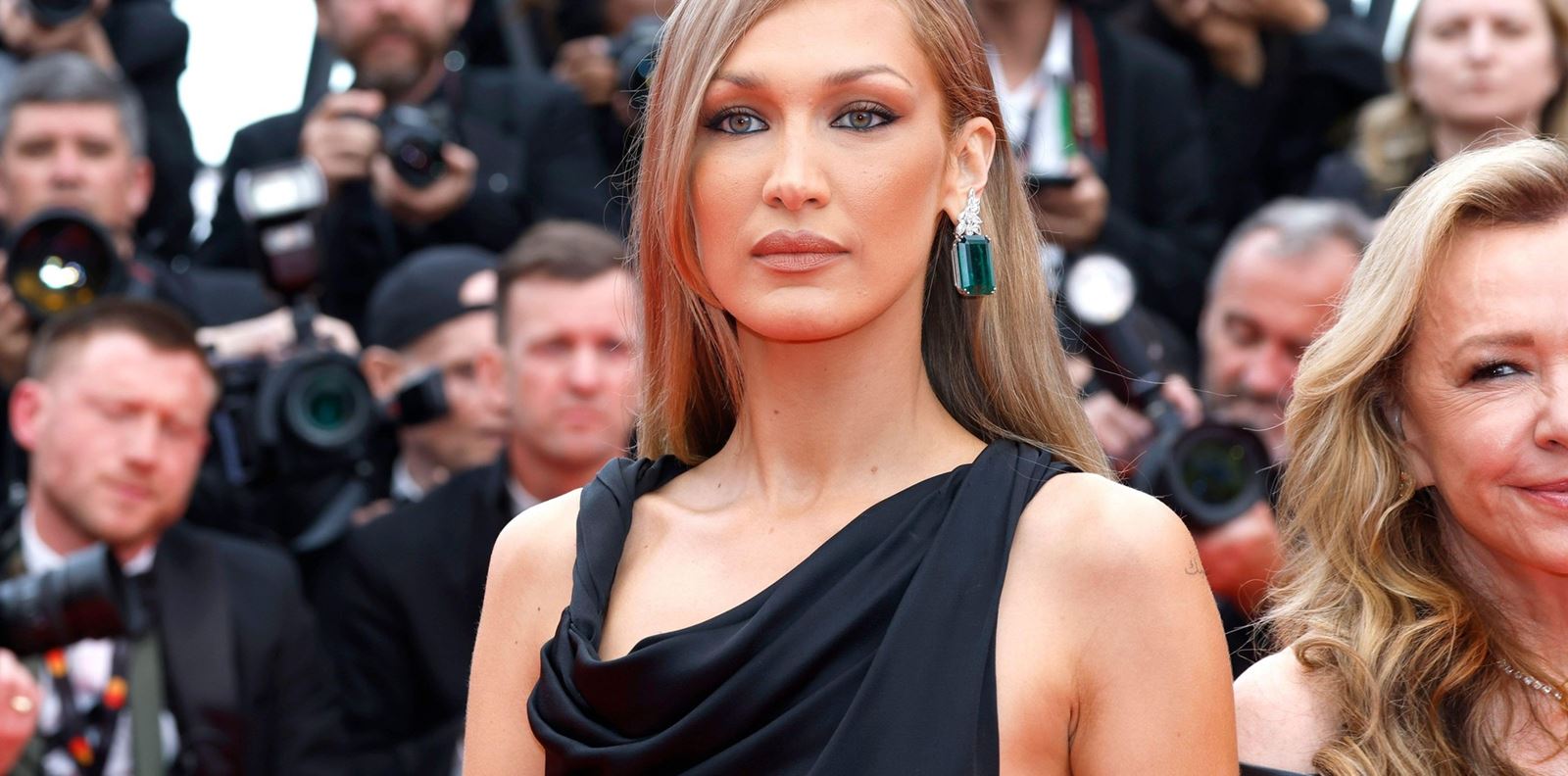 Невидимата болка на Бела Хадид: борбата с Лаймската болест