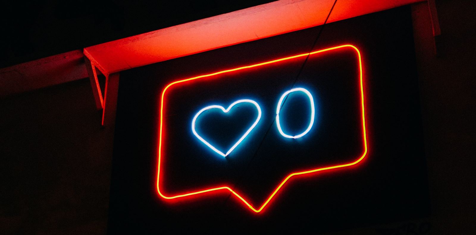 Instagram и Facebook спряха. Спира ли светът?