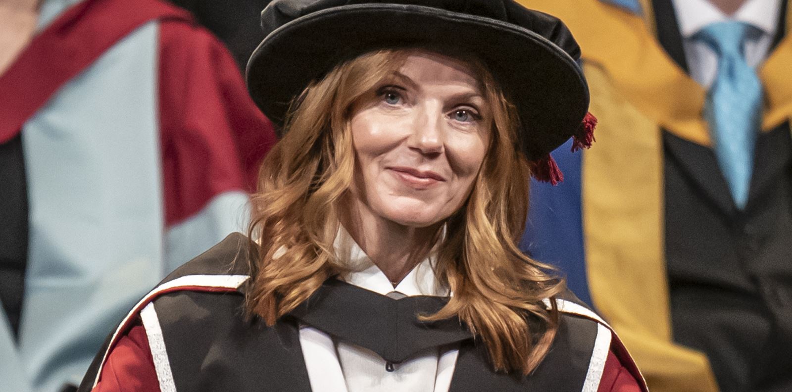 Гери Халиуел получи докторска степен от английски университет