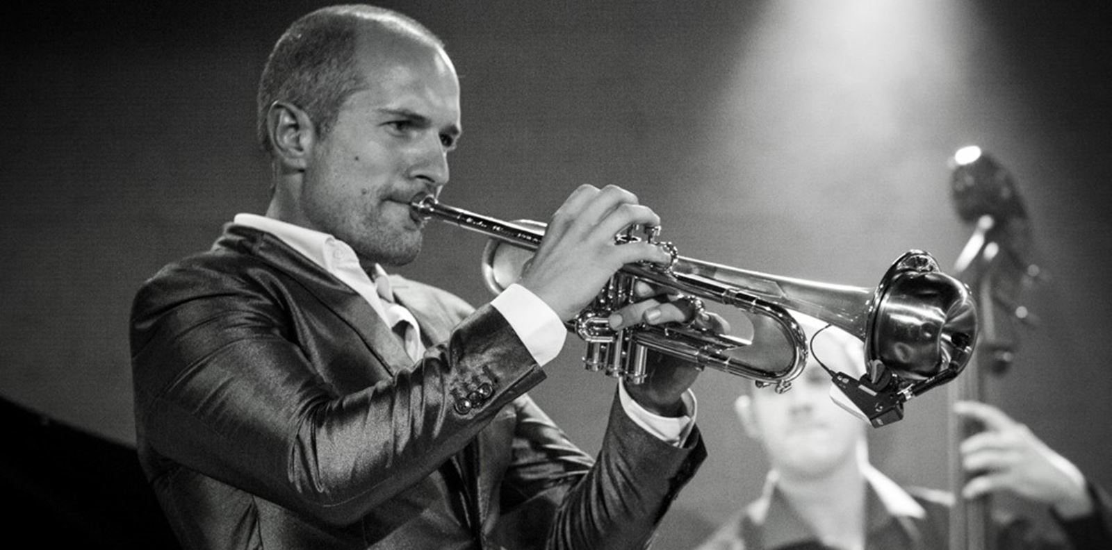 Боби Вълчев доказва, че музиката лекува