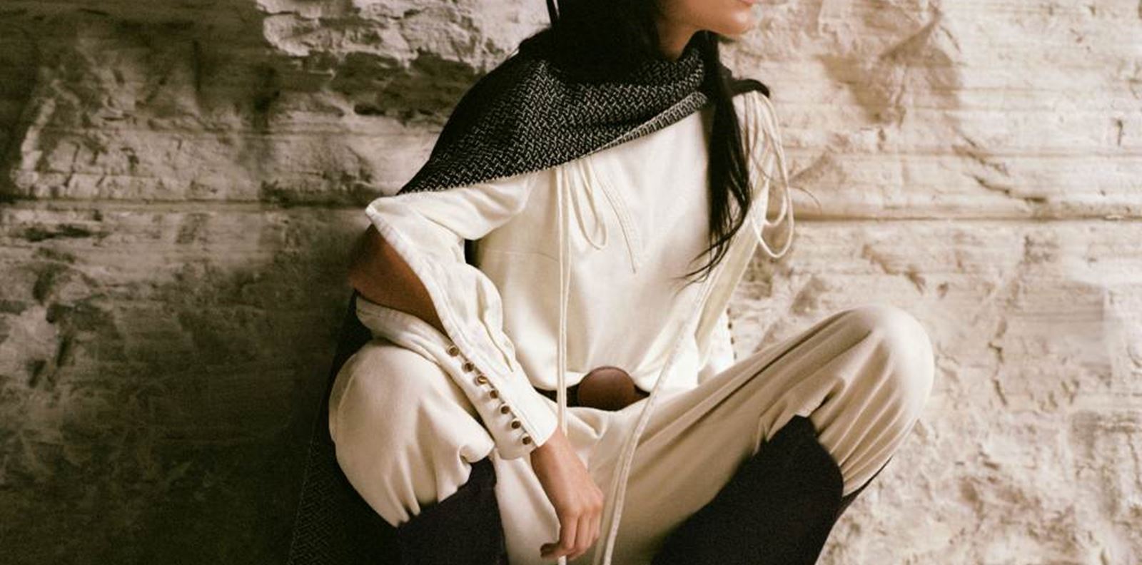 H&amp;M и Lorena Saravia представят съвременен прочит на мексиканската мода