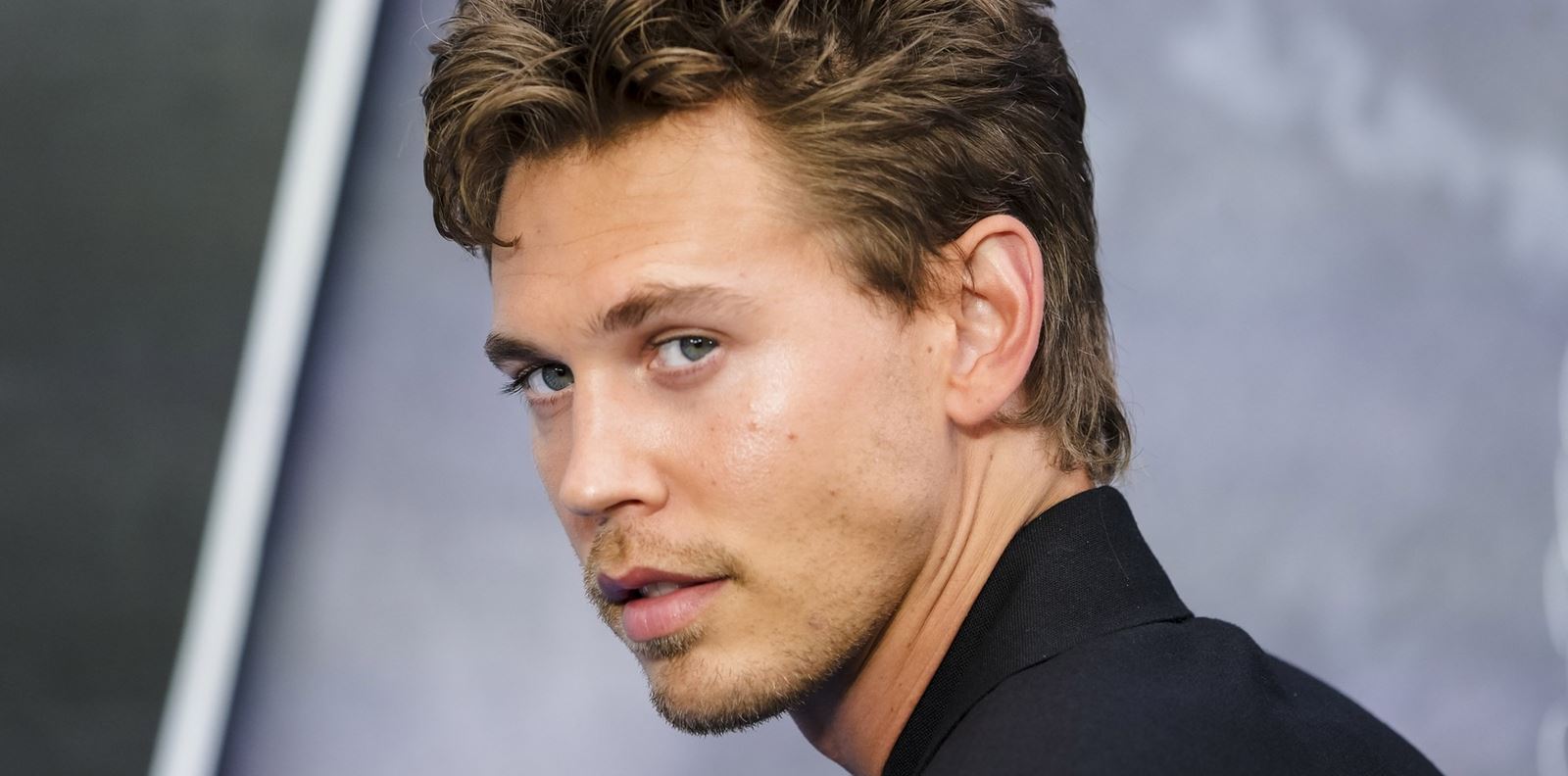 Остин Бътлър с впечатляваща трансформация за нов филм