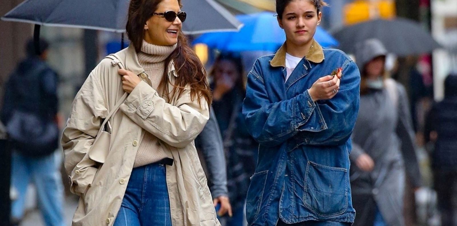 Сури Круз се отказва от името на баща си