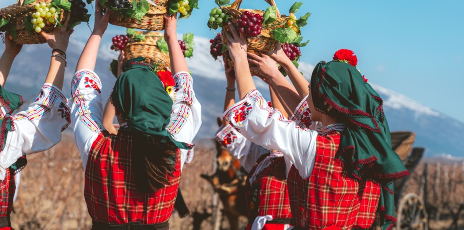 Ако се чудите къде да отидете за 14 февруари, Chateau Copsa е вашето място