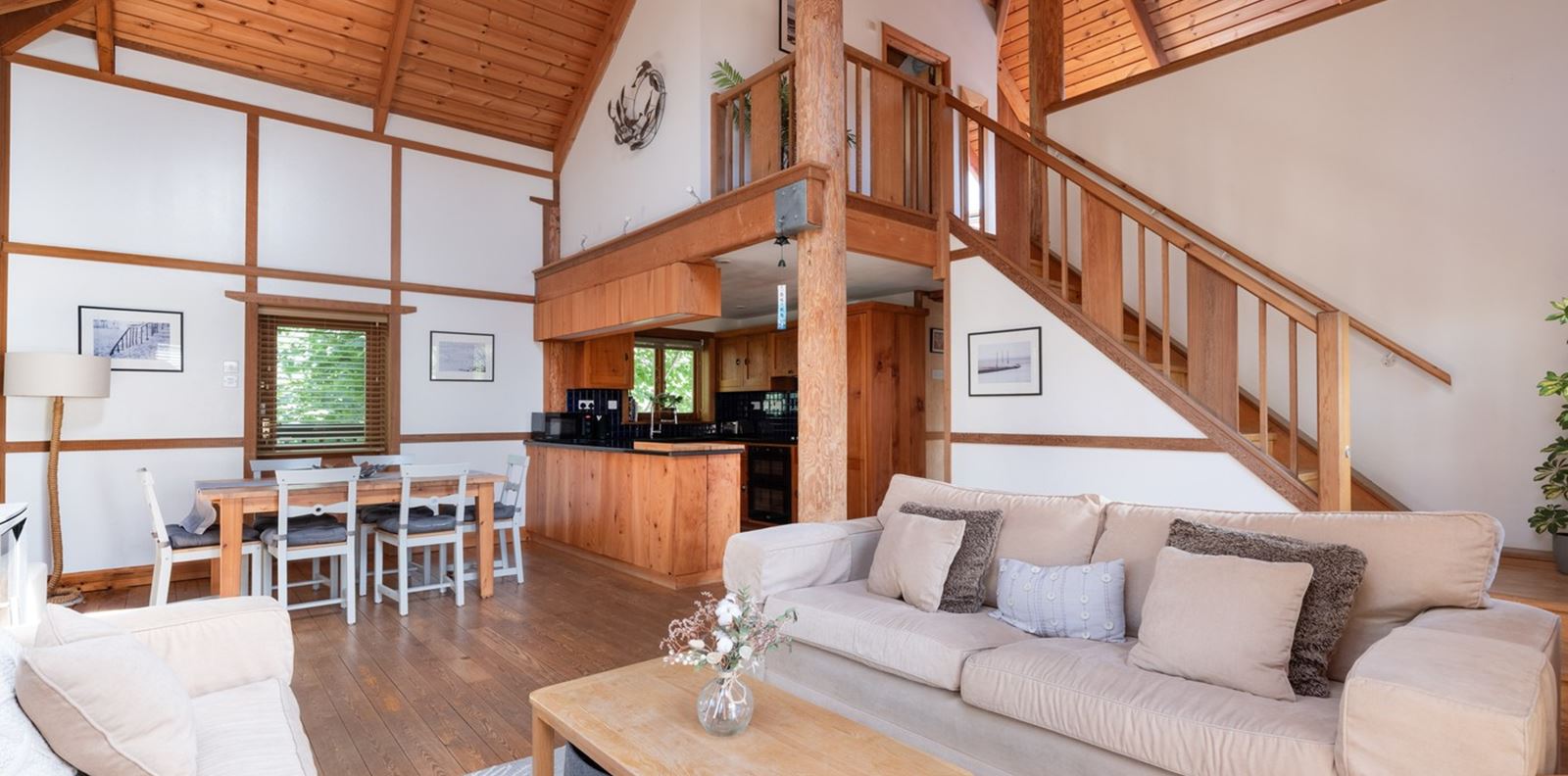 Японската къща на Кейт Уинслет бе пусната за продан