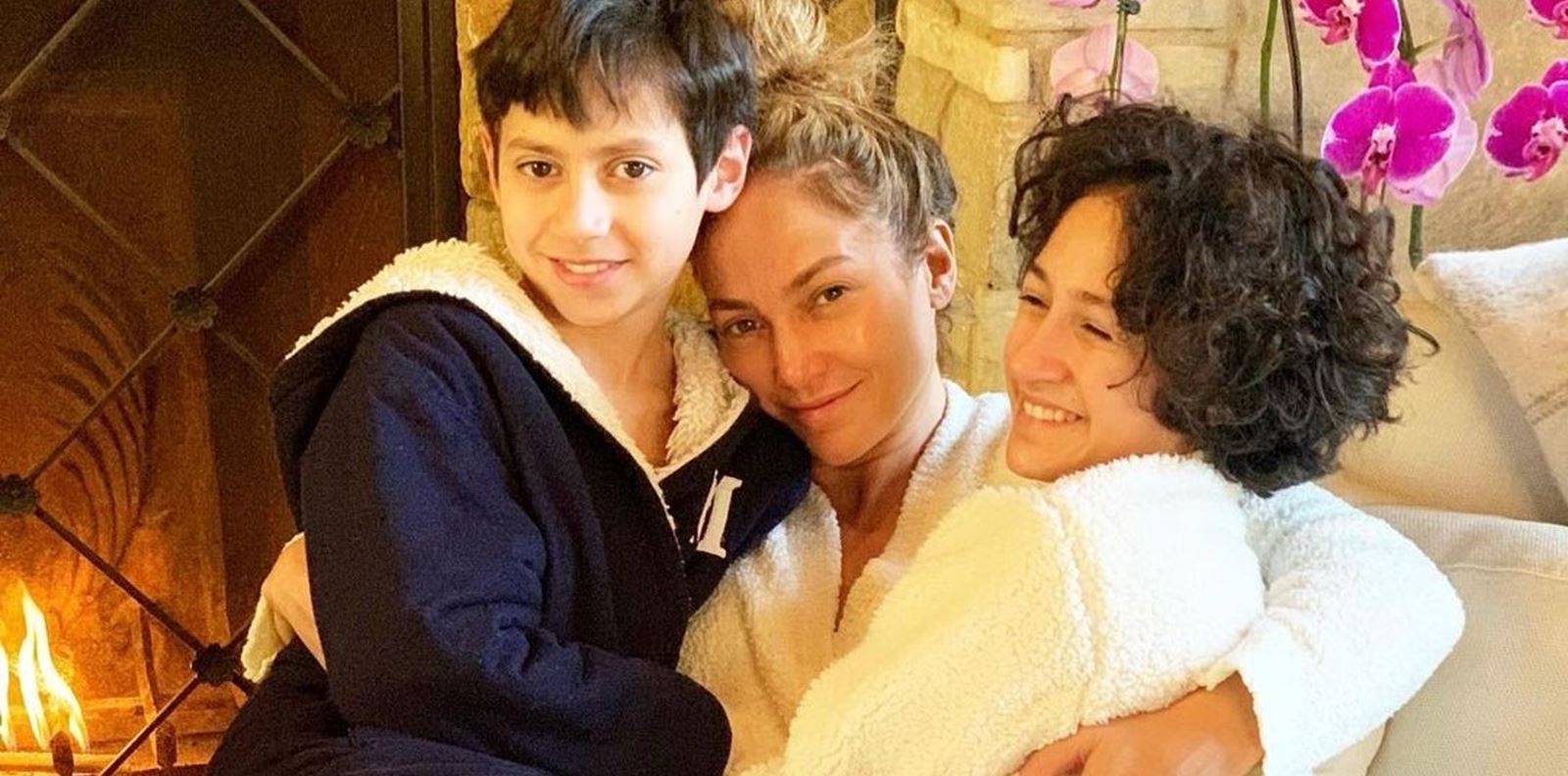 Джей Ло отбеляза рождения ден на близнаците с емоционално видео