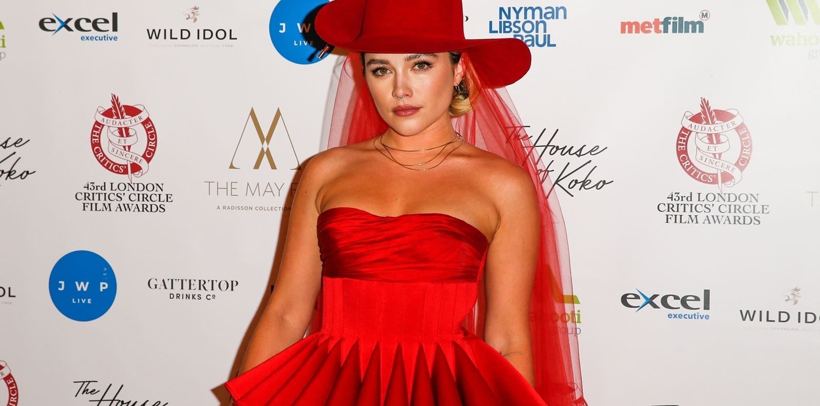 Флорънс Пю има нов мъж до себе си