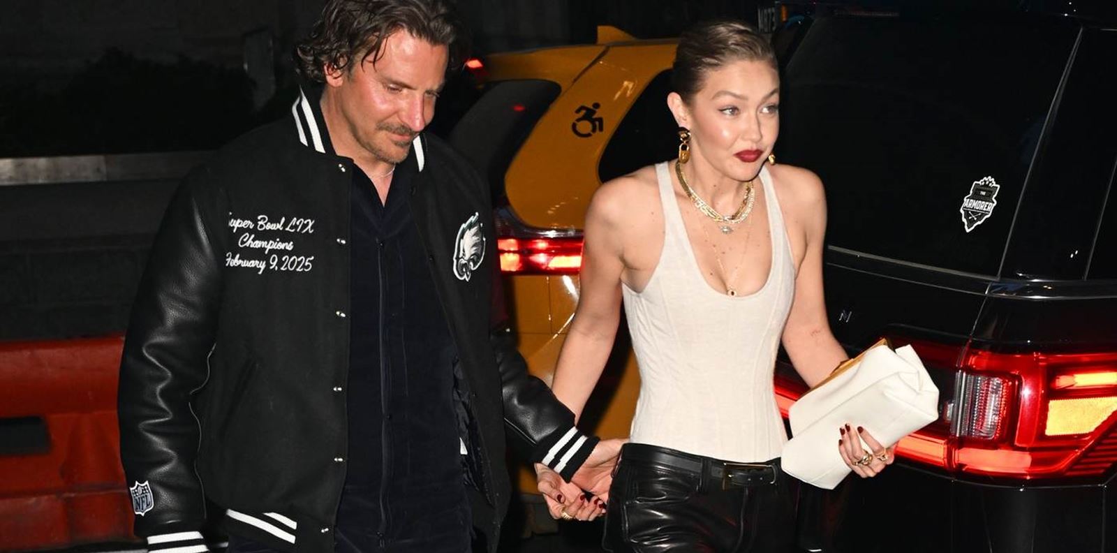 Джиджи Хадид и Брадли Купър официализираха връзката си