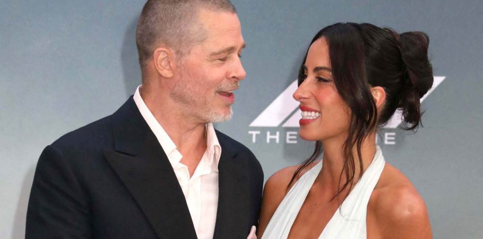 Любов на червения килим: Брад Пит и Инес де Рамон озариха премиерата на &quot;F1&quot;