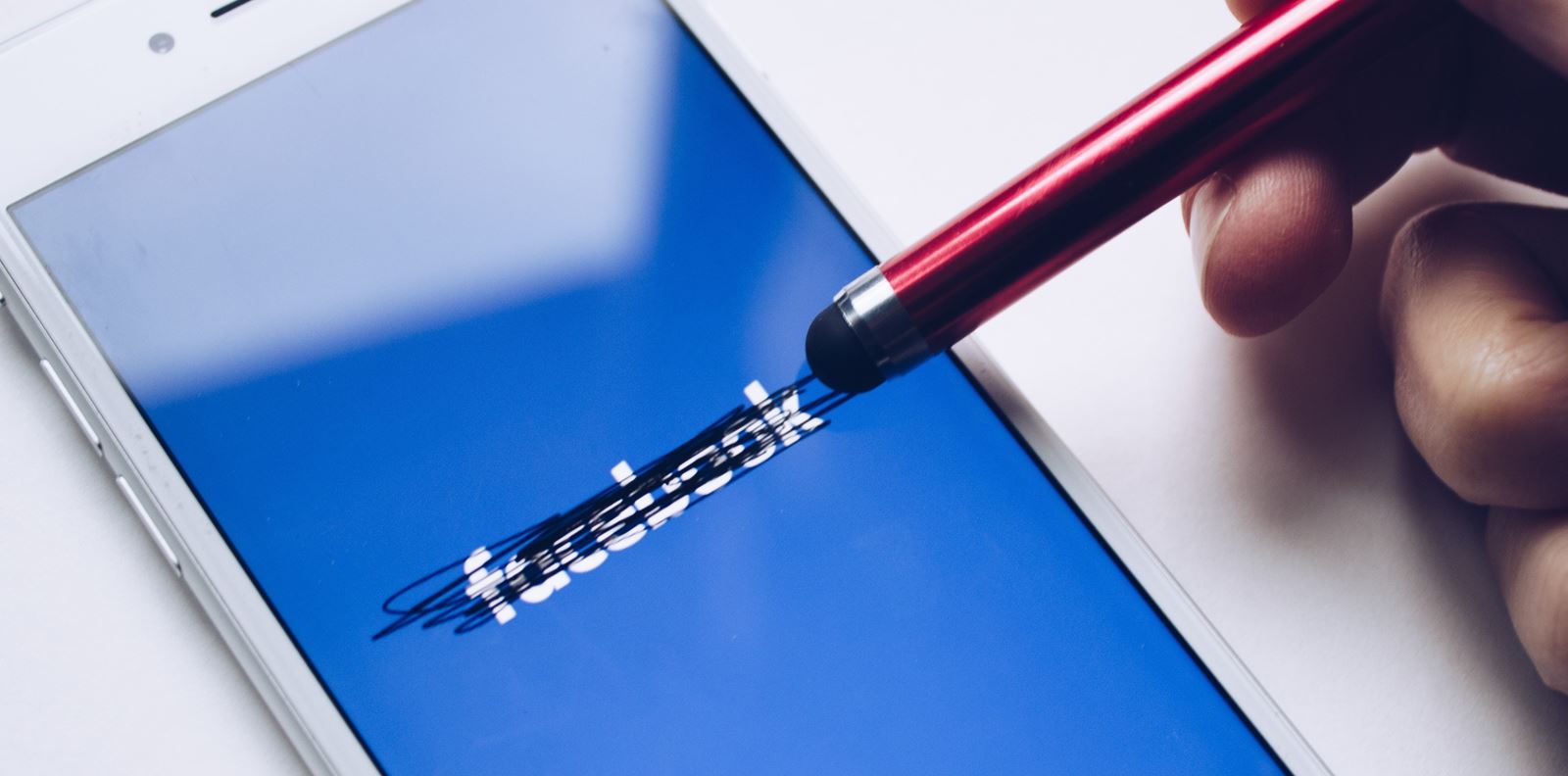 Идва ли изцяло нова ера за Facebook?