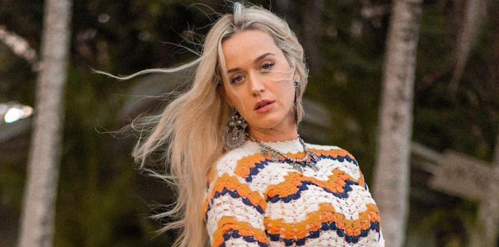 Кейти Пери запазва детската си безгрижност в &quot;Electric&quot;