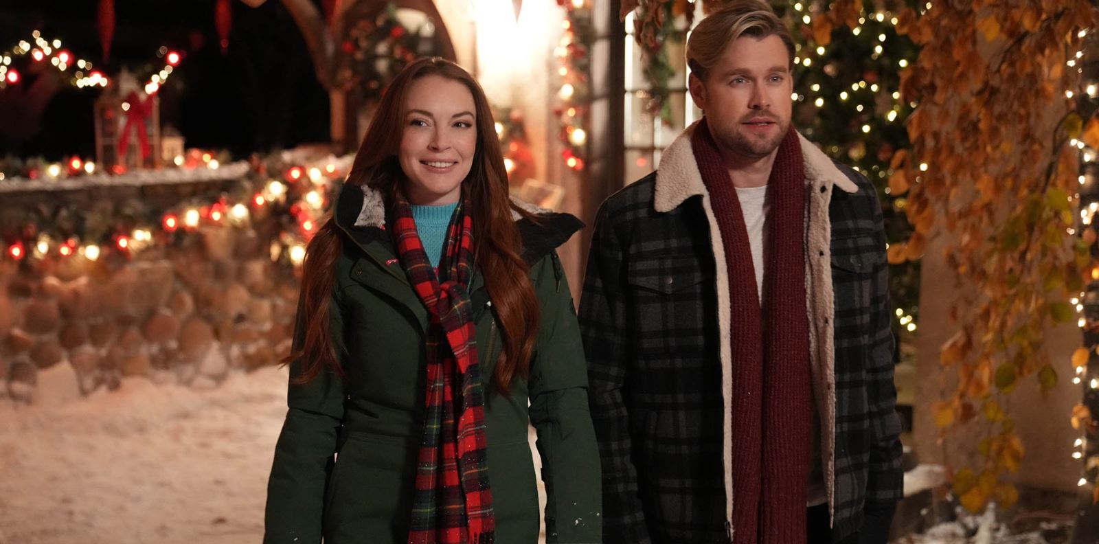 Линдзи Лоън се завръща с коледна комедия