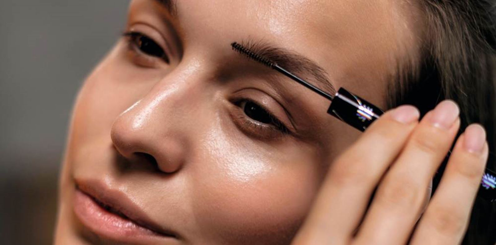 Натуралните вежди отново са тук