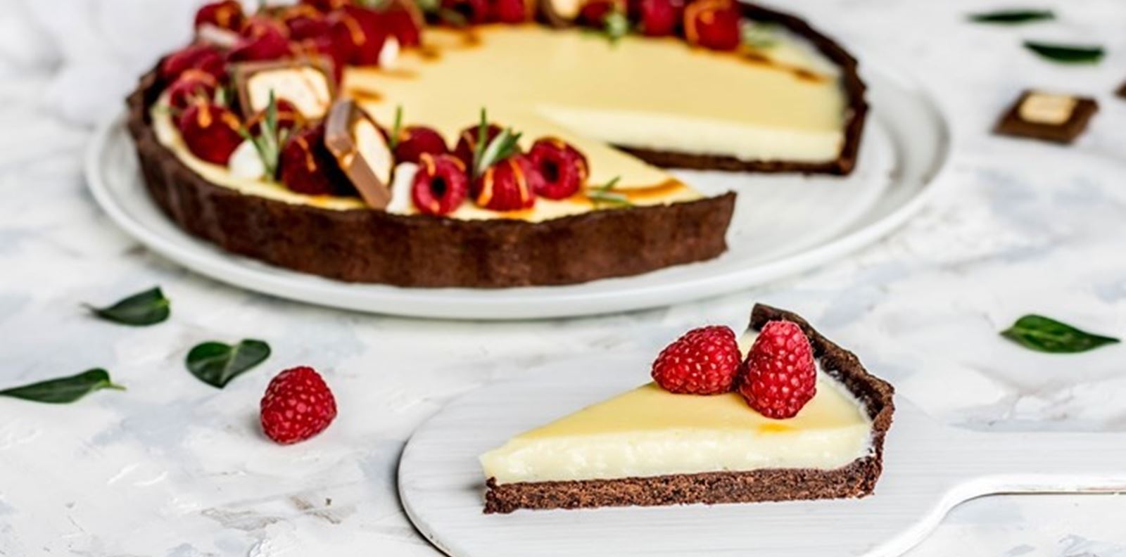 Шоколадов тарт: фин сладкиш с пудинг със смляна шушулка ванилия