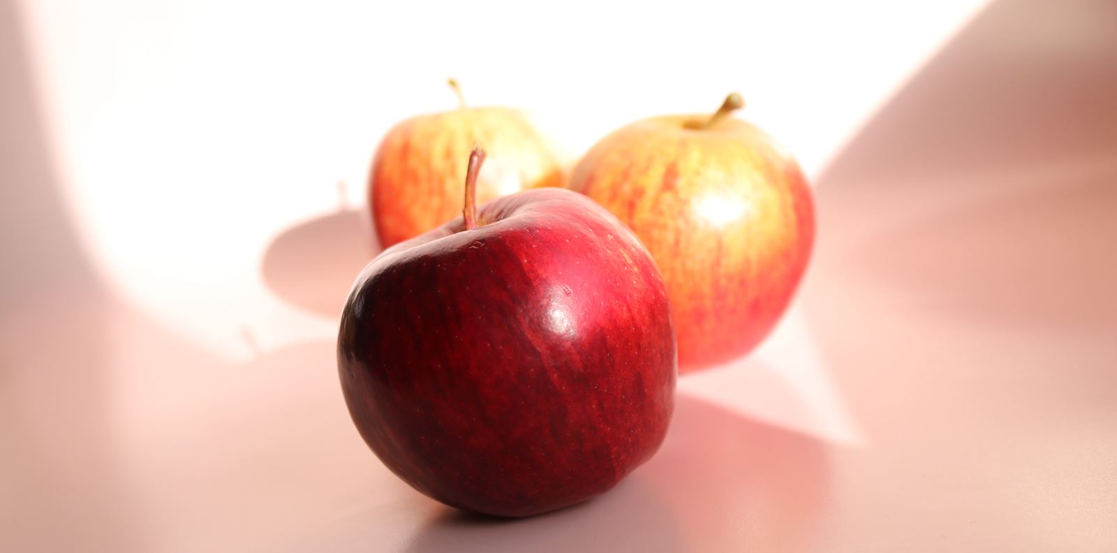 Големите ползи на ябълките