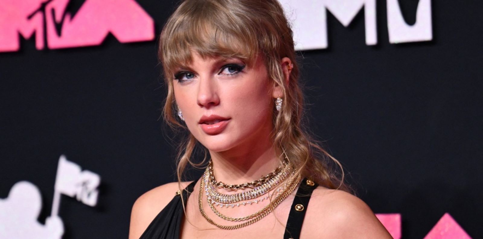 Тейлър Суифт има нов мъж до себе си