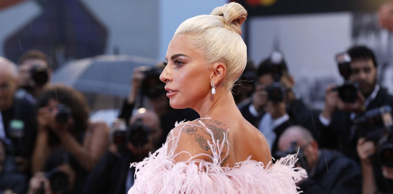 Ужасяващият момент, променил живота на Лейди Гага