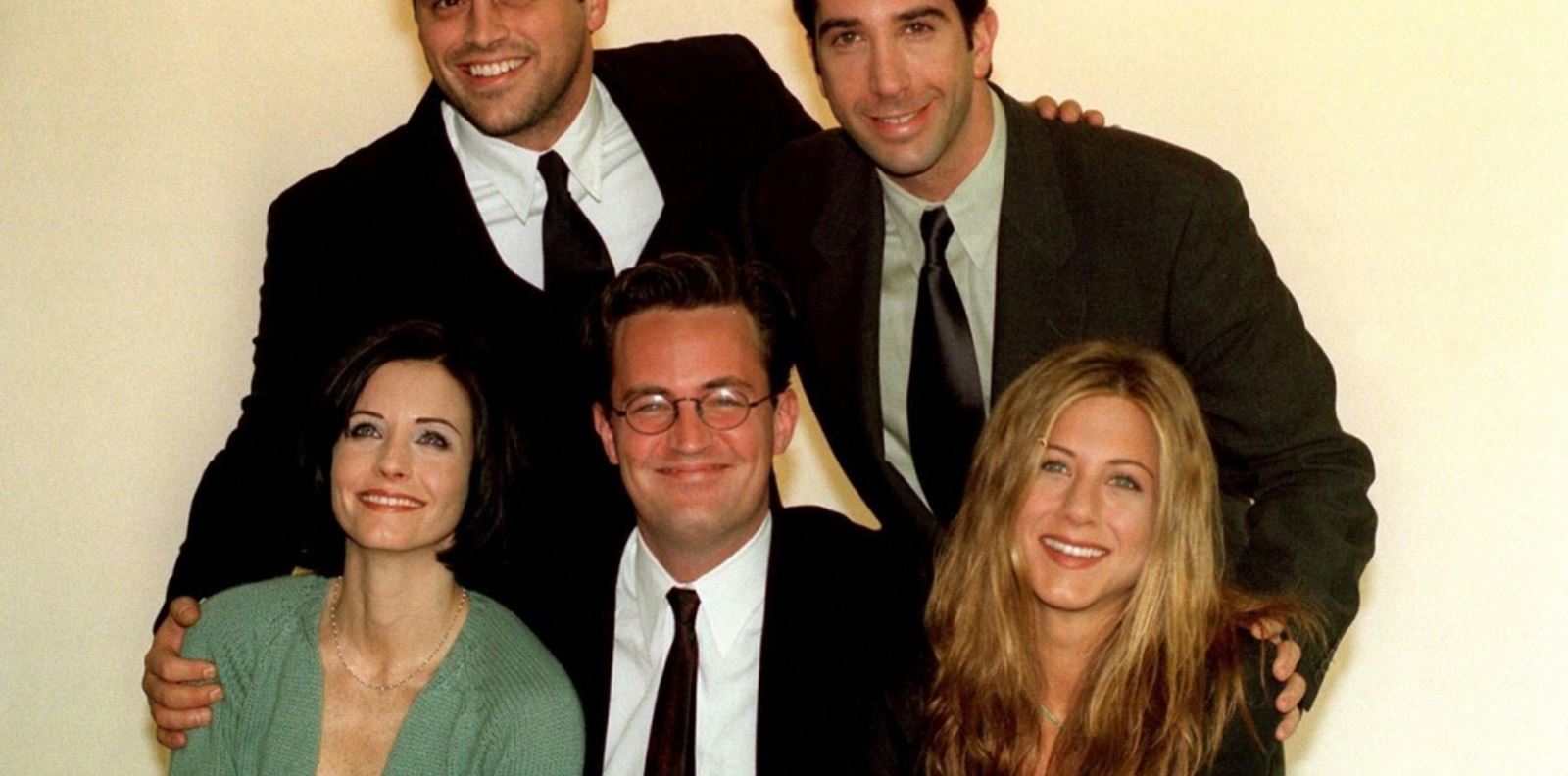 Дженифър Анистън е била подменена в сцени в "Приятели"