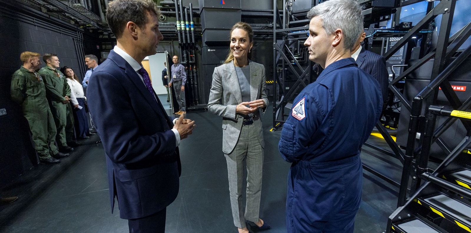 Кейт Мидълтън в кабината на изтребител Typhoon