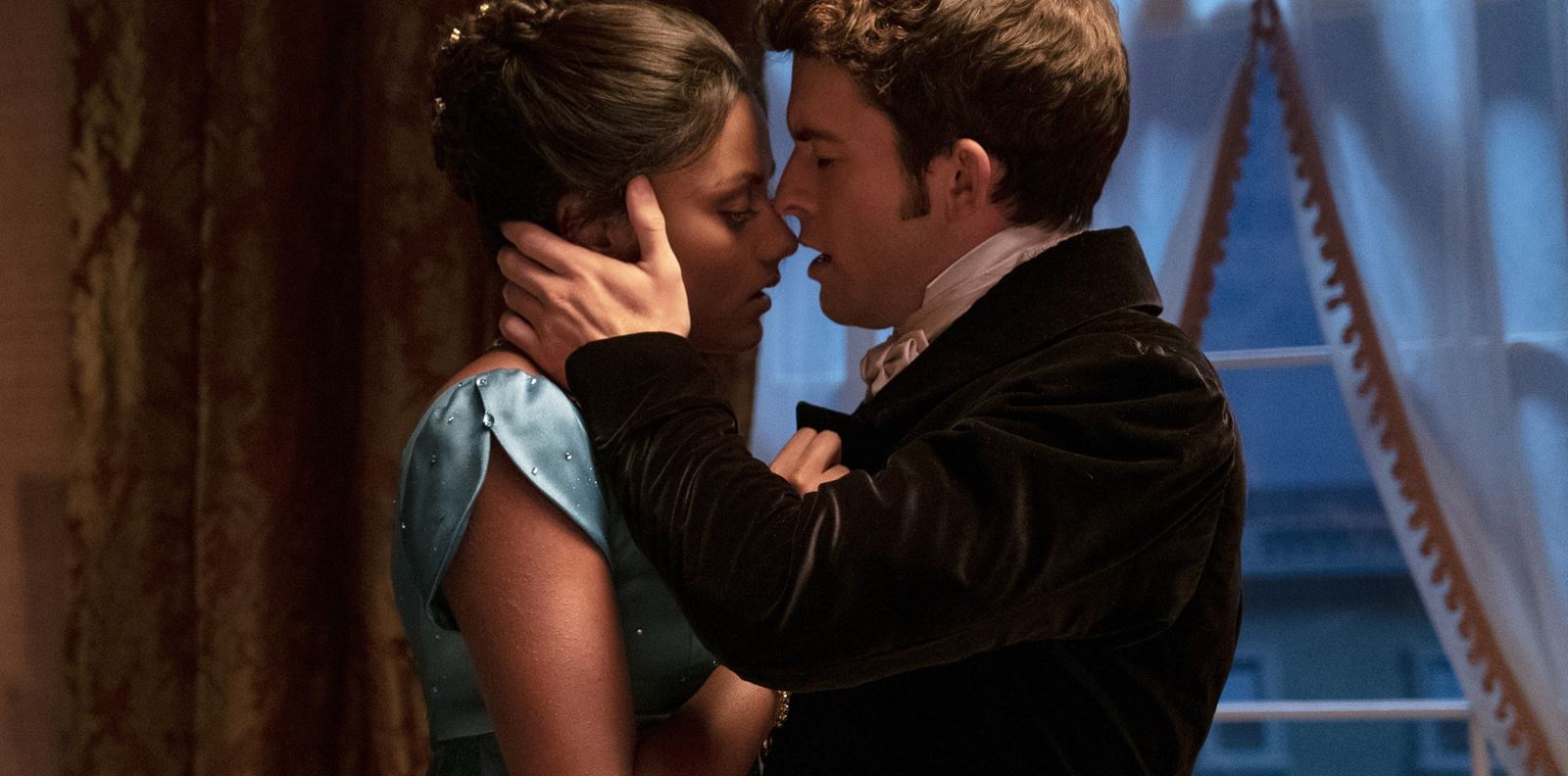 Феновете не са доволни, липсва секс в Bridgerton