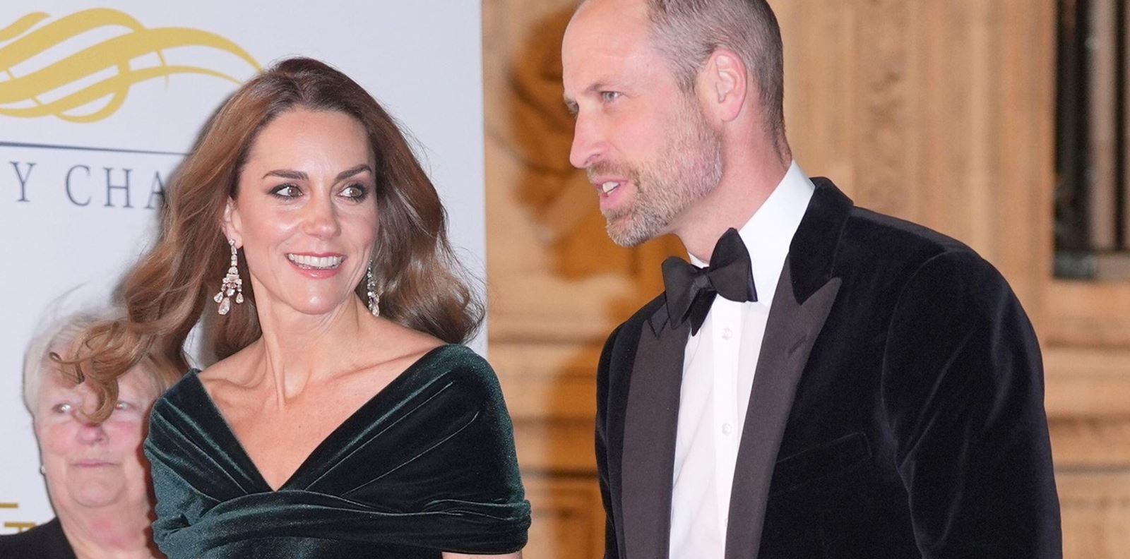 Кейт Мидълтън и принц Уилям с бляскаво завръщане на червения килим