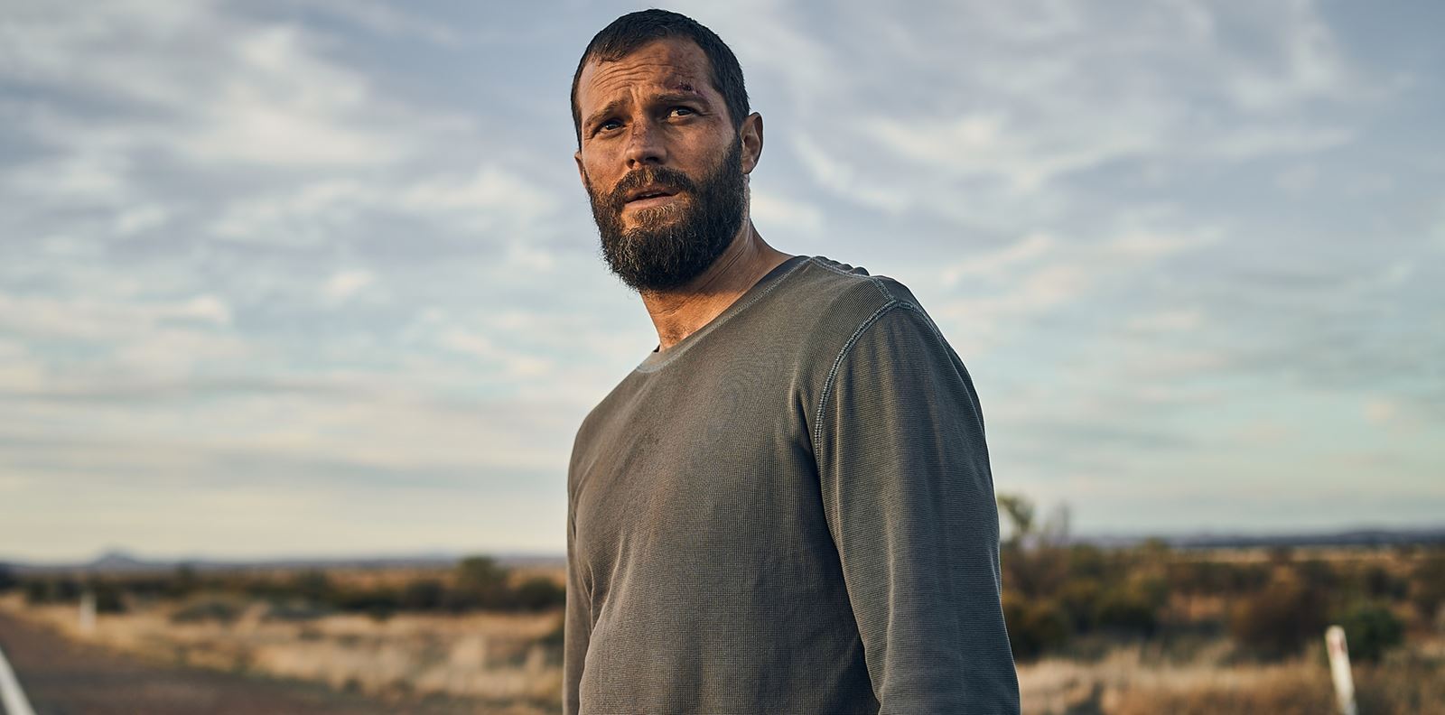 Непременно гледайте Джейми Дорнан в &quot;Туристът&quot;