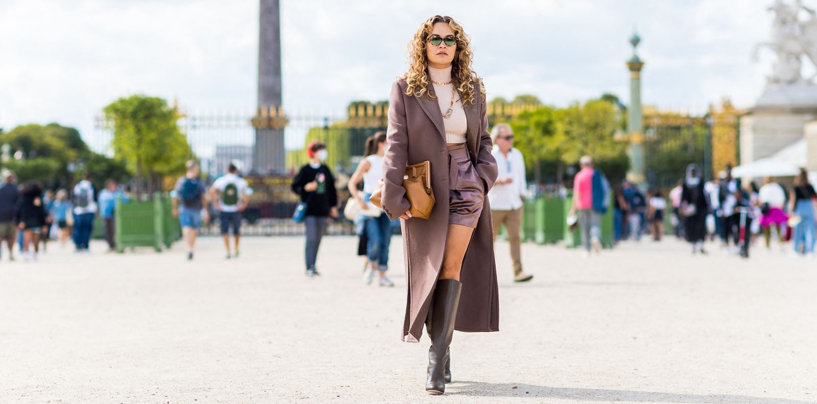 Рита Ора е новата категорична street style богиня