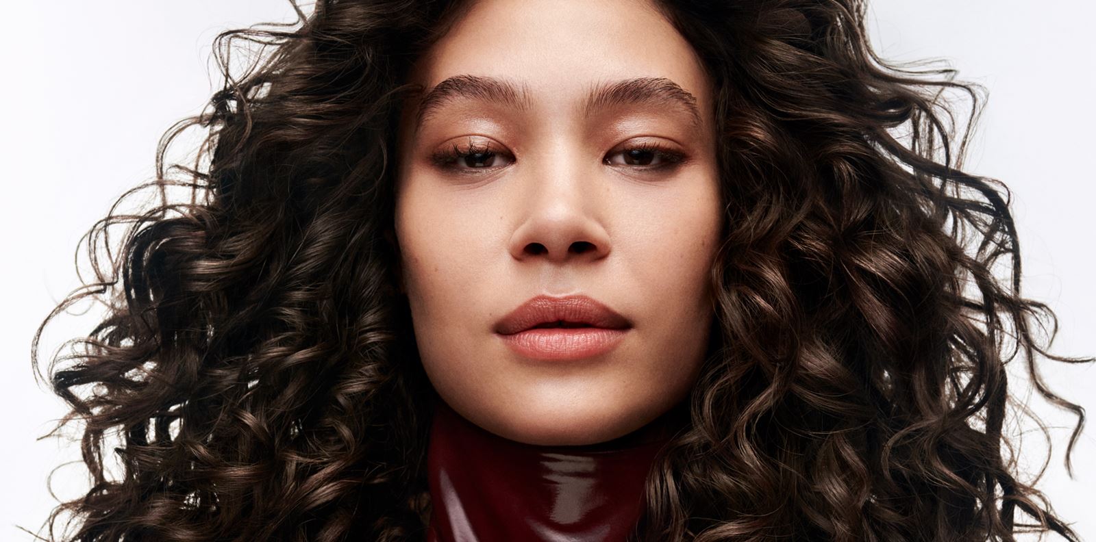 Грижата за къдриците изисква професионален подход