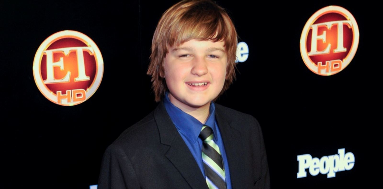 Джейк от &quot;Двама мъже и половина&quot; е неузнаваем