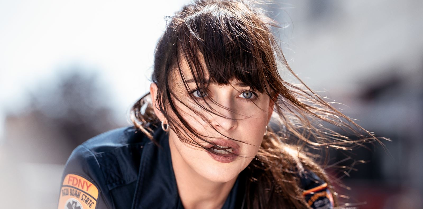 Разплитаме мрежа от тайни с &quot;Мадам Уеб&quot; и раздаваме кинонагради