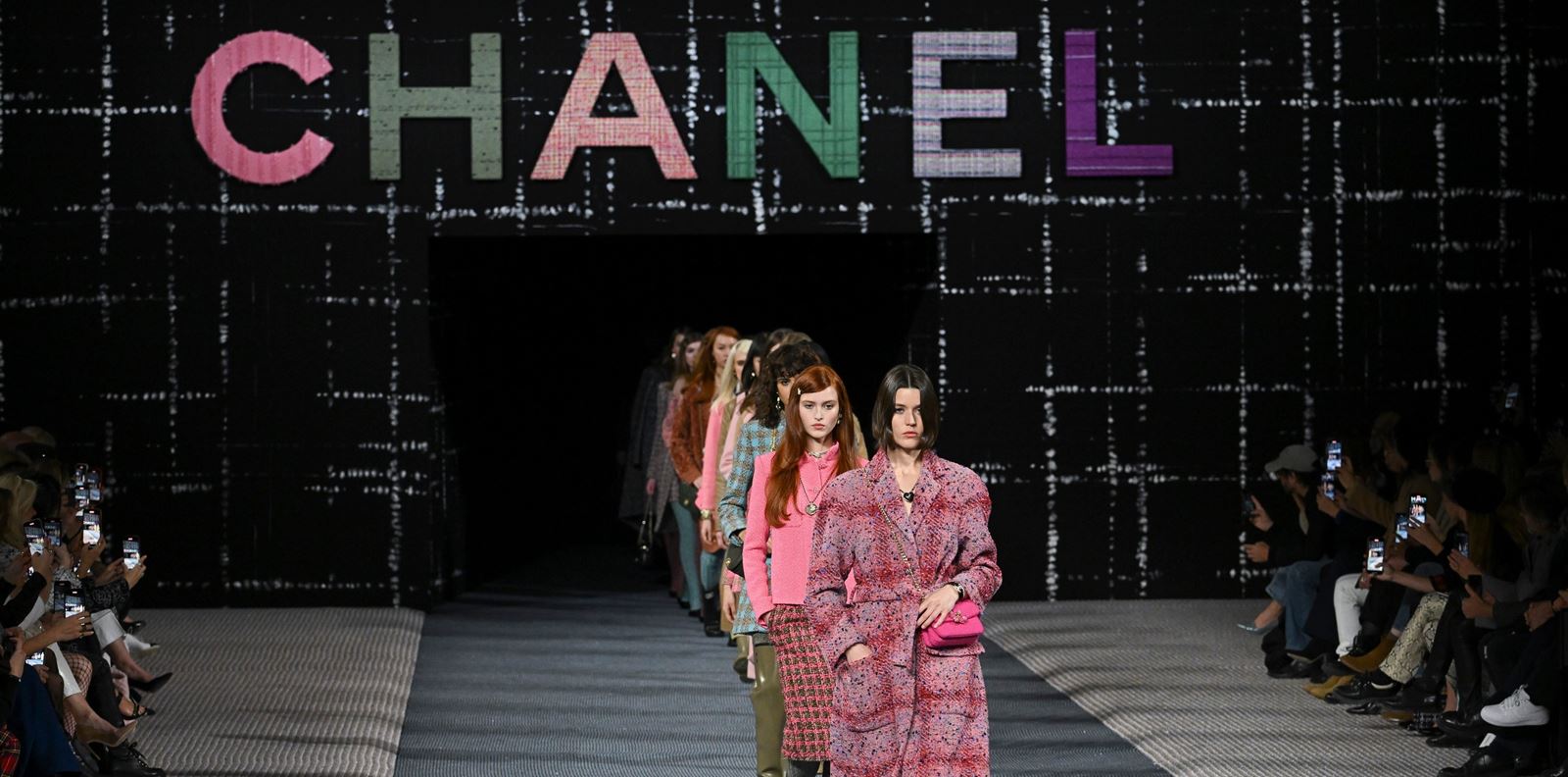 Класическият Chanel, само че не съвсем