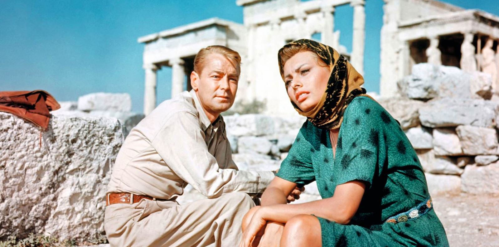 Романтичната лятна афера на звездите и Гърция  не е от вчера