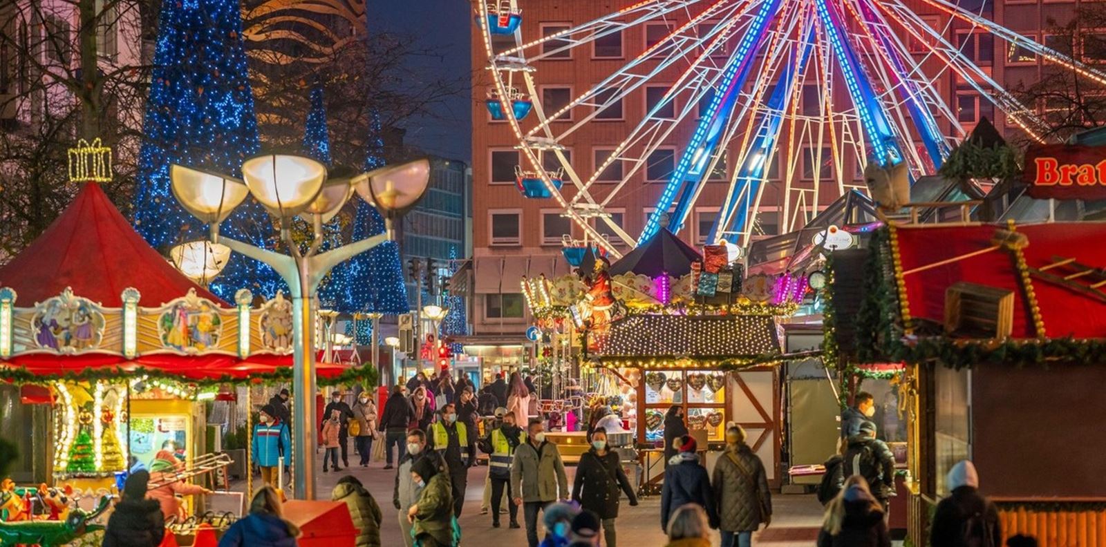 Вижте най-красивата коледна украса по света