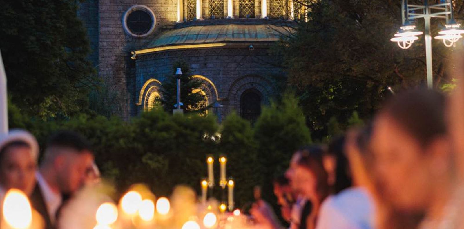 Тайна вечеря събра 30 звезди на женското вдъхновение