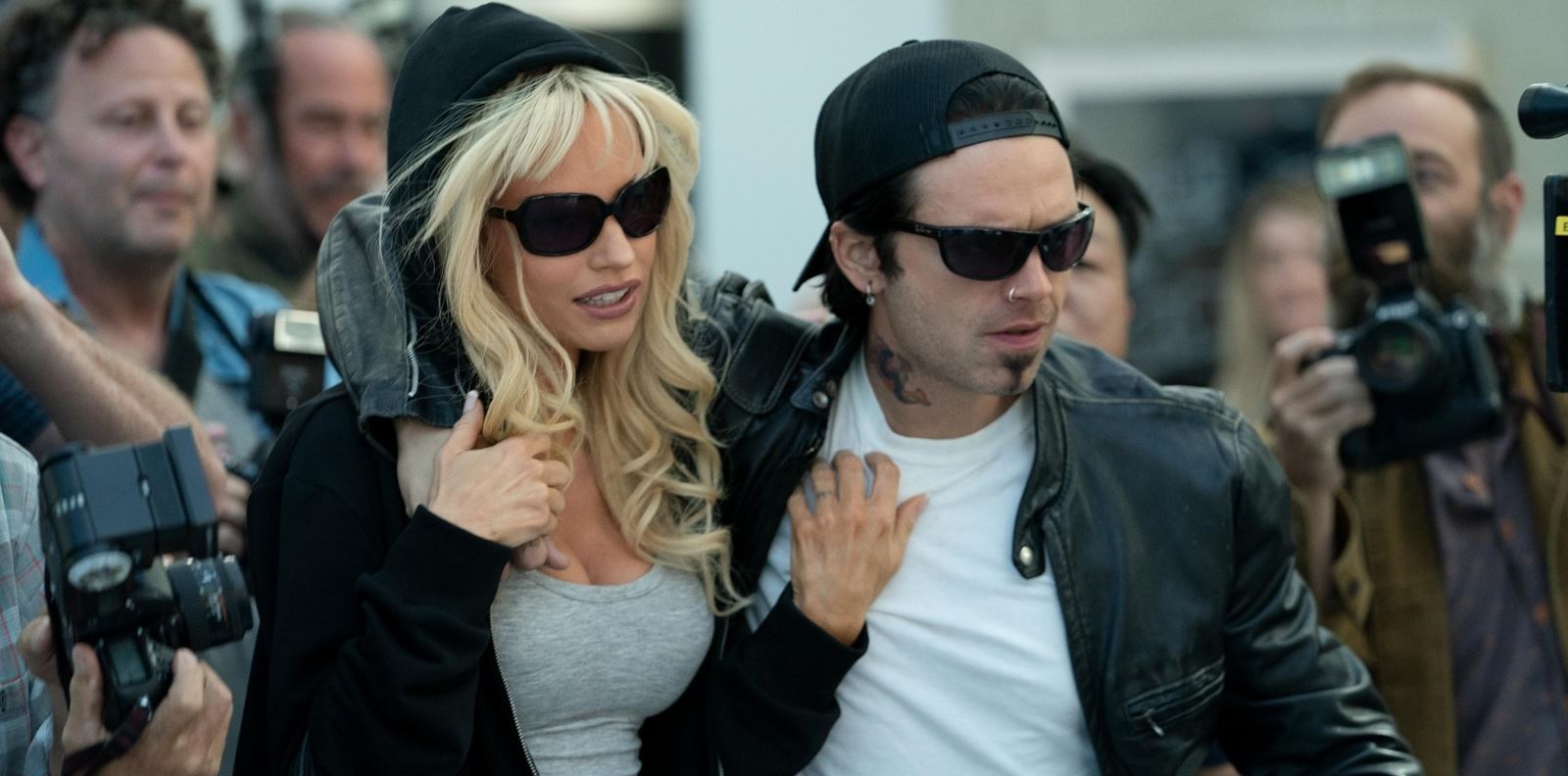 Pam &amp; Tommy: Всичко, което трябва и не трябва да знаете