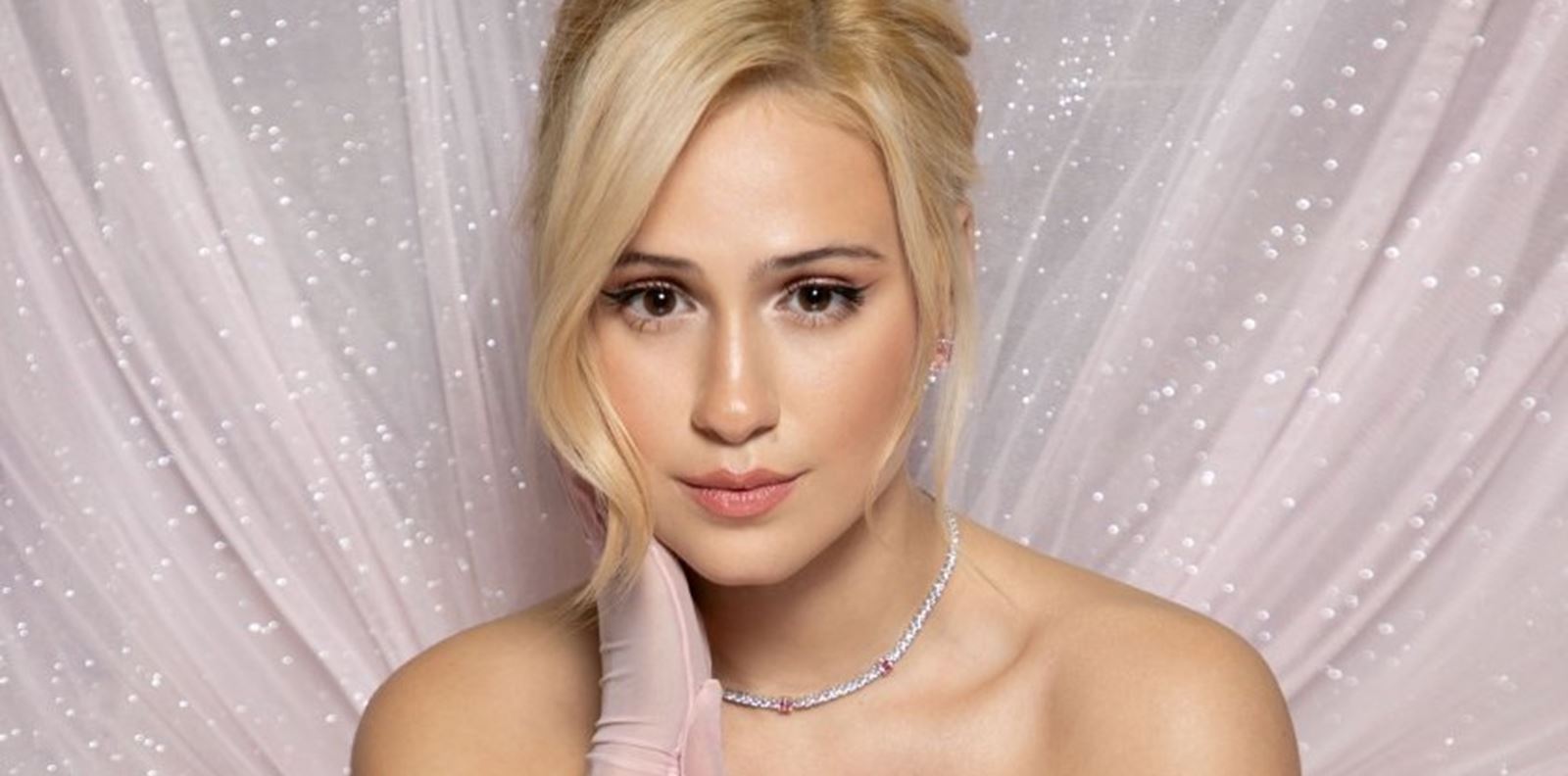 Мария Бакалова със специално участие в &quot;Като две капки вода&quot;