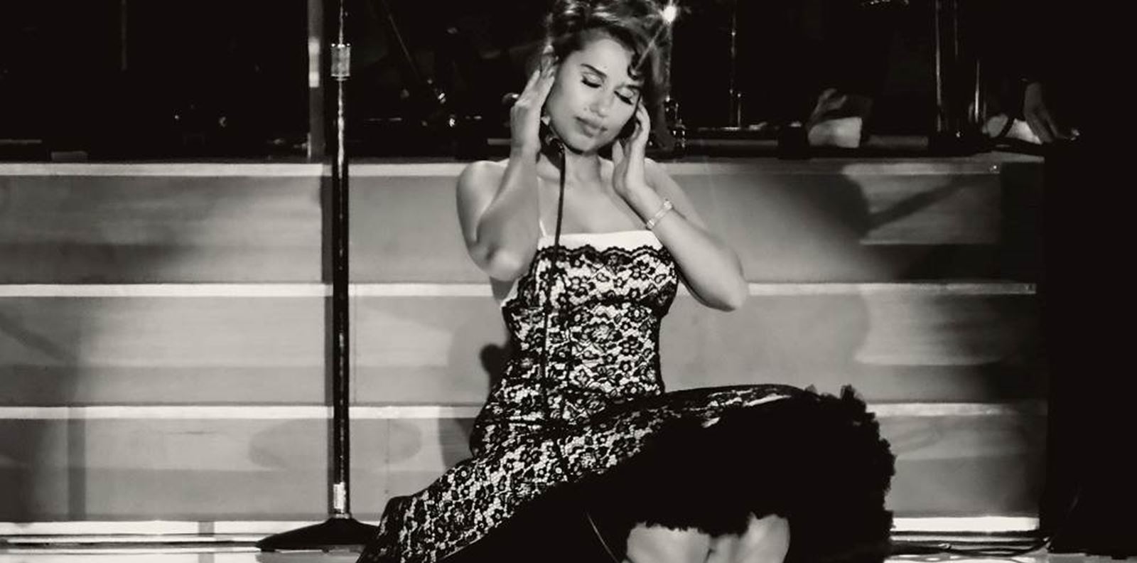 RAYE взриви световните класации с &quot;Where Is My Husband!&quot;