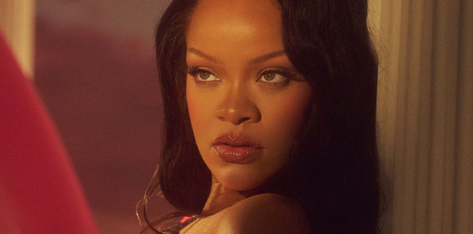 Риана с нова колекция на Savage x Fenty за Свети Валентин